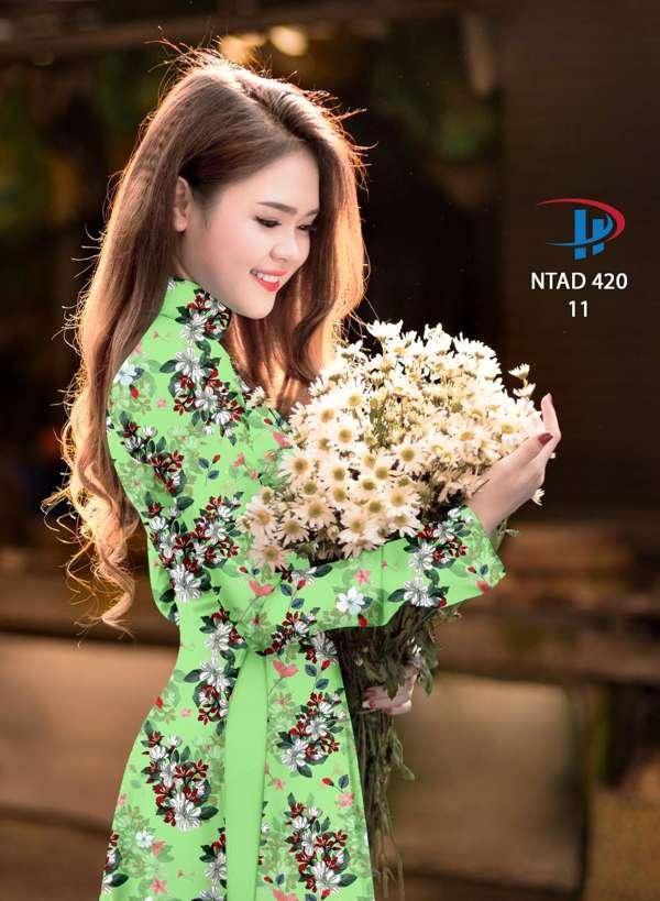 1618375148 140 vai ao dai dep hien nay (19)